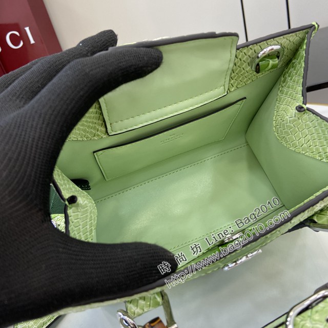 Gucci專櫃古馳最新款鱷魚紋牛皮竹節手柄手提肩背女包 jh2436型號：702732
